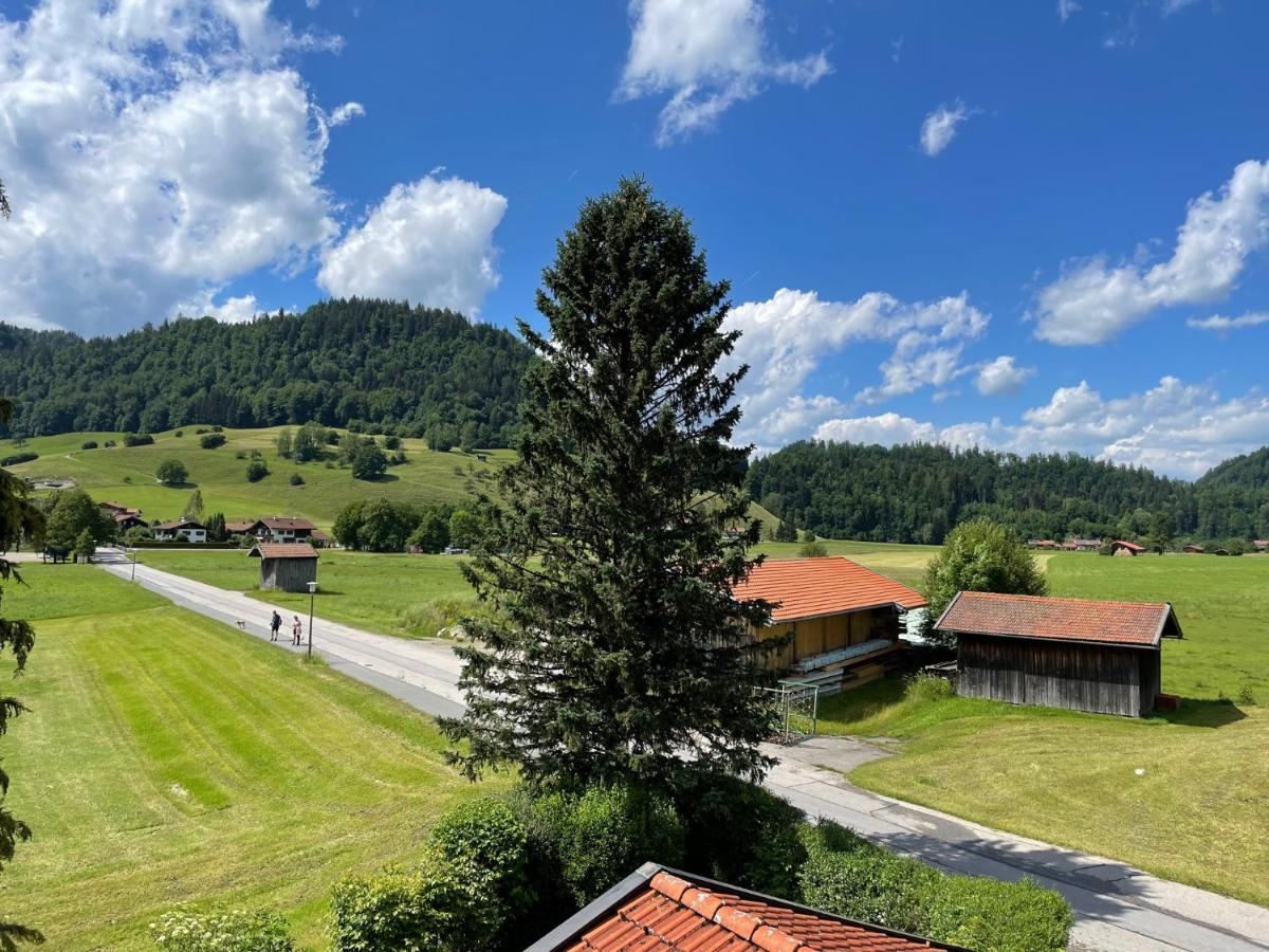 Geraeumiges Domizil Mit Bergblick Und Sauna Oberwössen Dış mekan fotoğraf